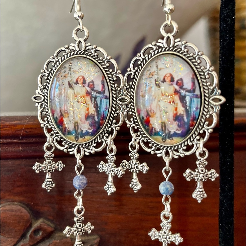 Joan of Arc Vintage Style Earrings Art Cameo Earrings - Picture 13 of 17